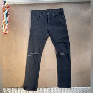 Men’s Saint Laurent & J Brand black 30 x 30 ripped knee jeans